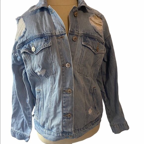 Women’s Forever 21 Distressed Jean Jacket • Medium - Picture 9 of 16